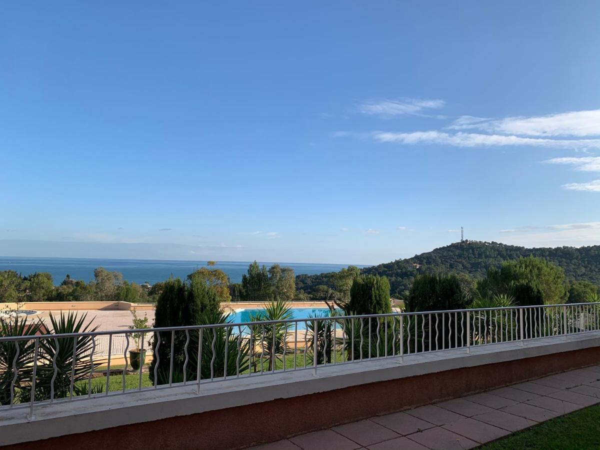 Saint Raphael, Cap Esterel Le Hameau. Vue Mer 외부 사진