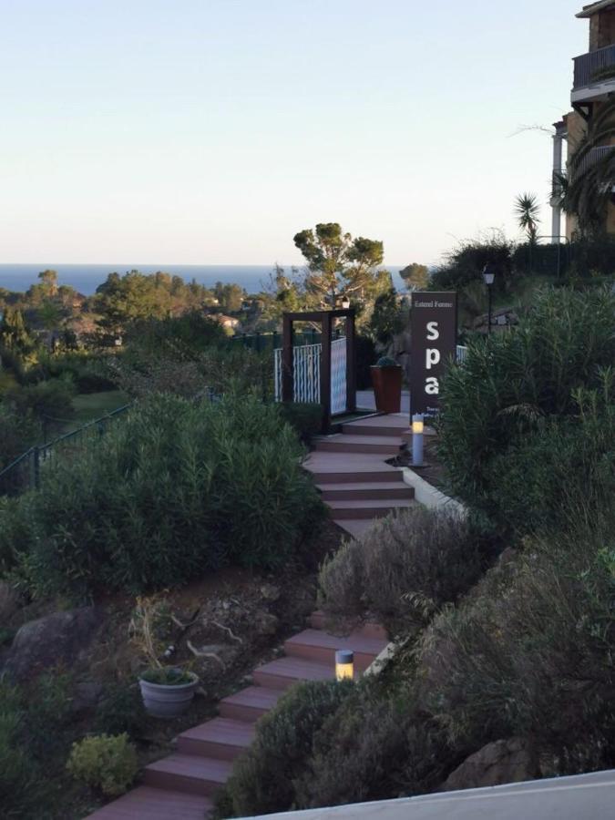 Saint Raphael, Cap Esterel Le Hameau. Vue Mer 외부 사진